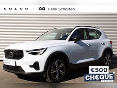 Volvo XC40 - B4 AUT7 198PK Plus Dark, Verwarmbare Voorruit, Semi Elektrisch Inklapbare Trekhaak, Apple