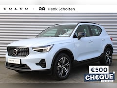 Volvo XC40 - B4 AUT7 197PK Plus Dark, Power Seats Met Geheugenfunctie, Verwarmbare Voorruit, Trekhaak S