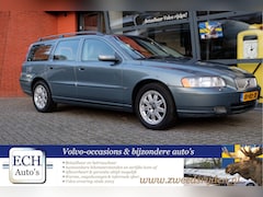 Volvo V70 - 2.5T 210 pk Momentum, Trekhaak, Youngtimer