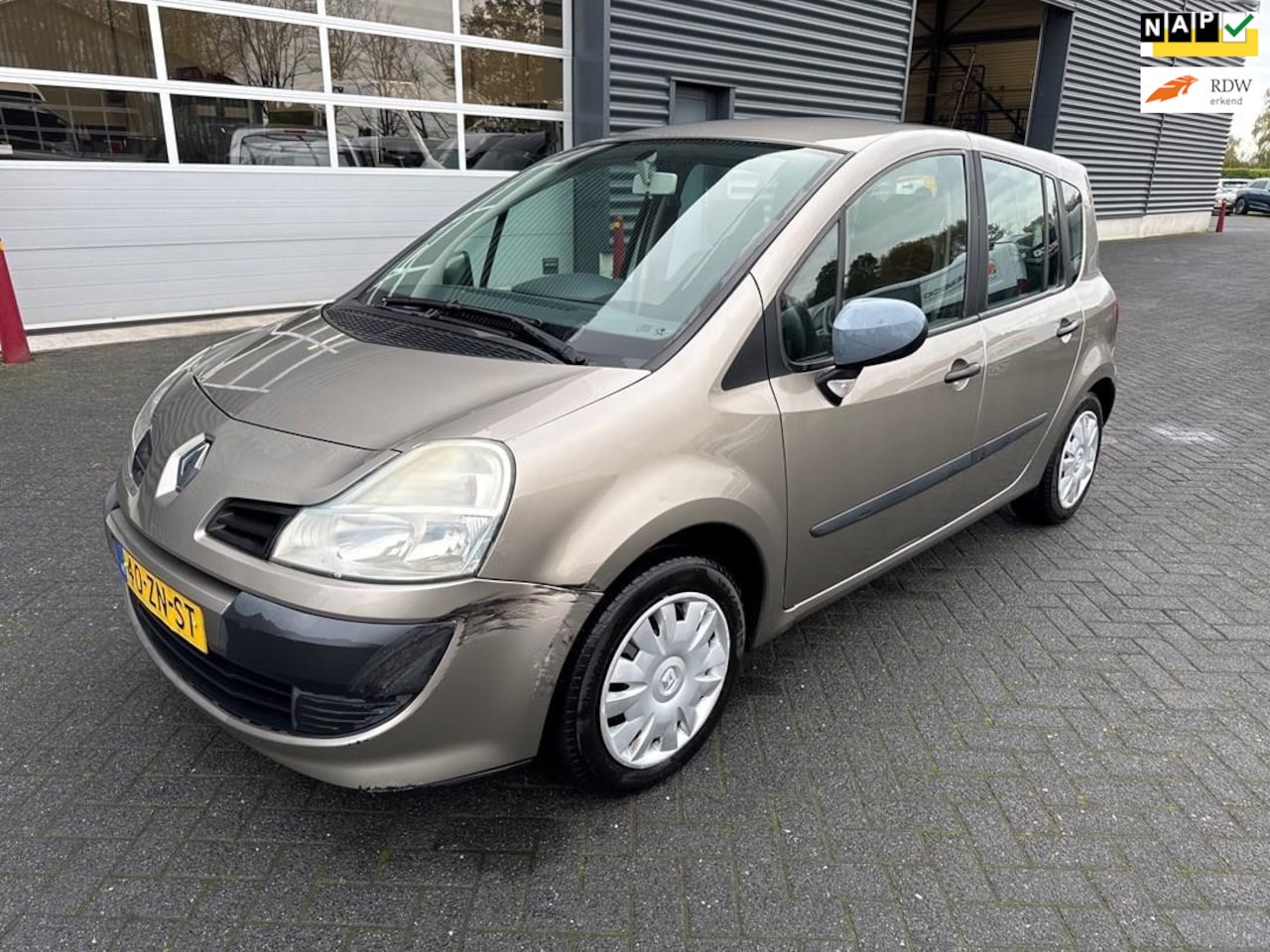 Renault Grand Modus - 1.2 TCE Expression 1.2 TCE Expression - AutoWereld.nl