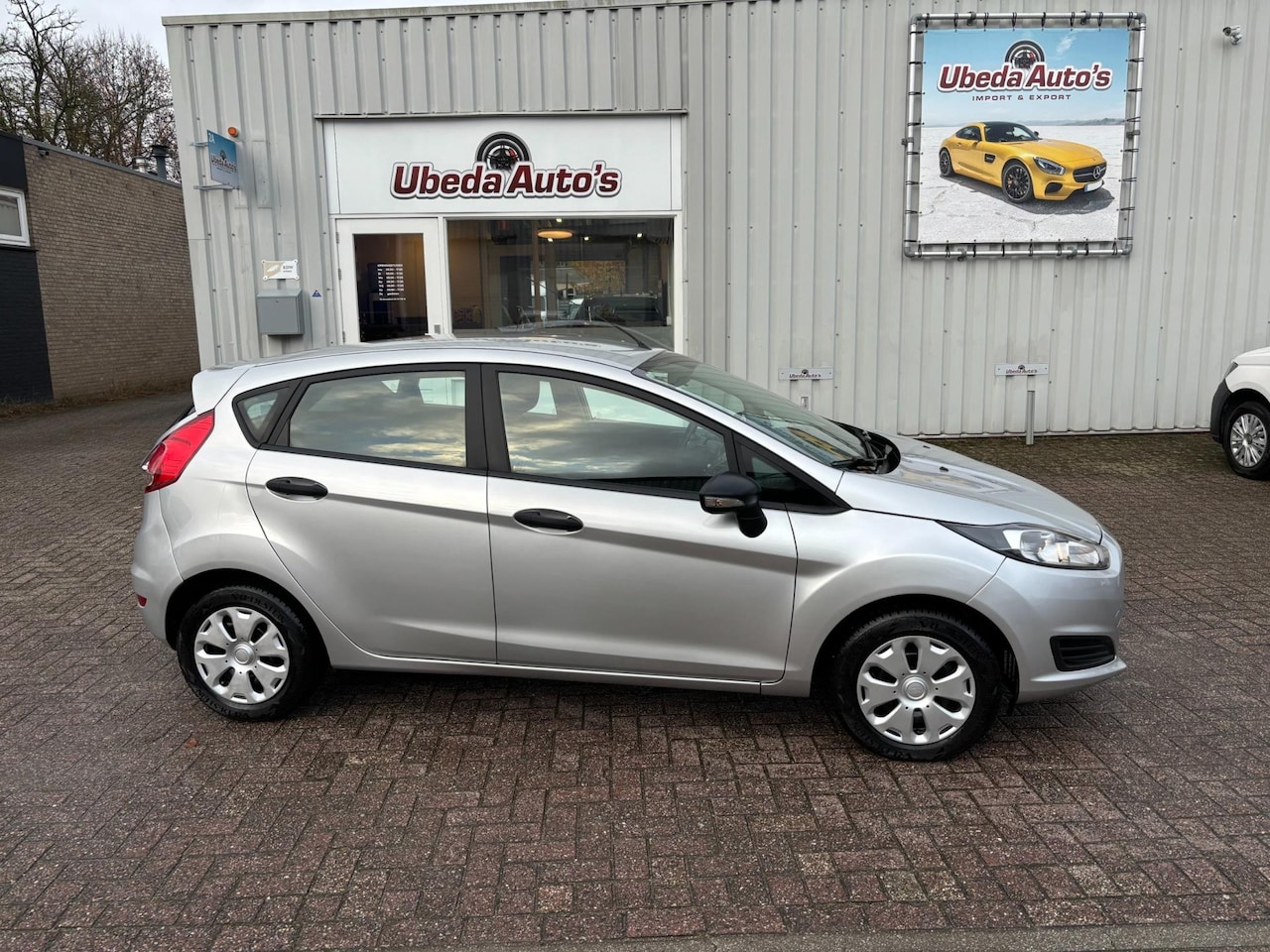 Ford Fiesta - 1.25 5 DEURS KM 155007 APK 11,2025-- 5999E-- - AutoWereld.nl