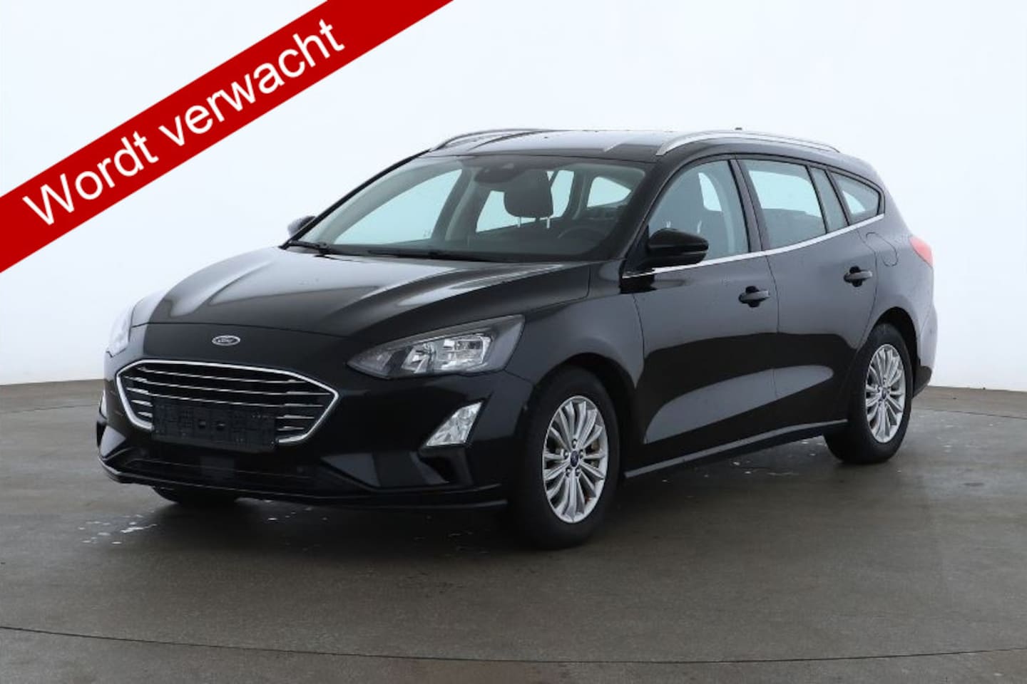 Ford Focus Wagon - 1.0 125 pk EcoBoost MHEV Titanium Business Volautm. airco dual, camera, stoel-, stuur- en - AutoWereld.nl