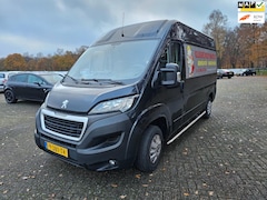 Peugeot Boxer - 330 2.0 BlueHDI L2H2 Premium Pack AIRCO/cruise