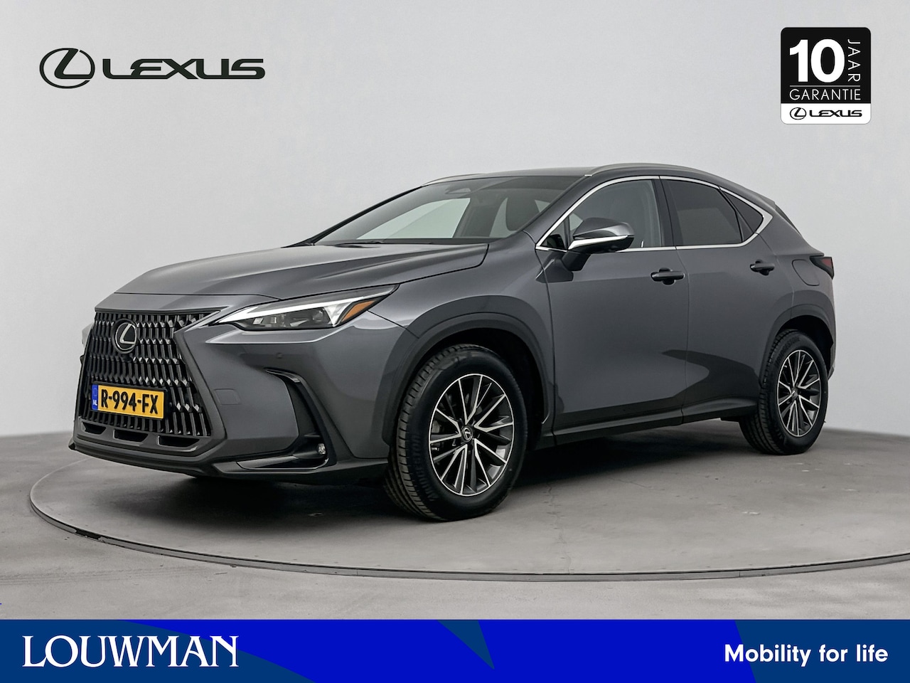 Lexus NX - 450h+ AWD Launch Edition | Schuifdak | Adaptieve cruise contol | Draadloze telefoonoplader - AutoWereld.nl