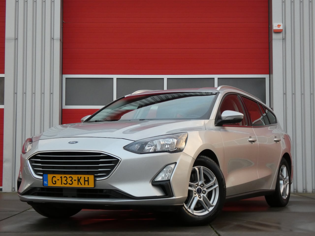 Ford Focus Wagon - 1.0 EcoBoost Trend Edition Business/ trekhaak! - AutoWereld.nl