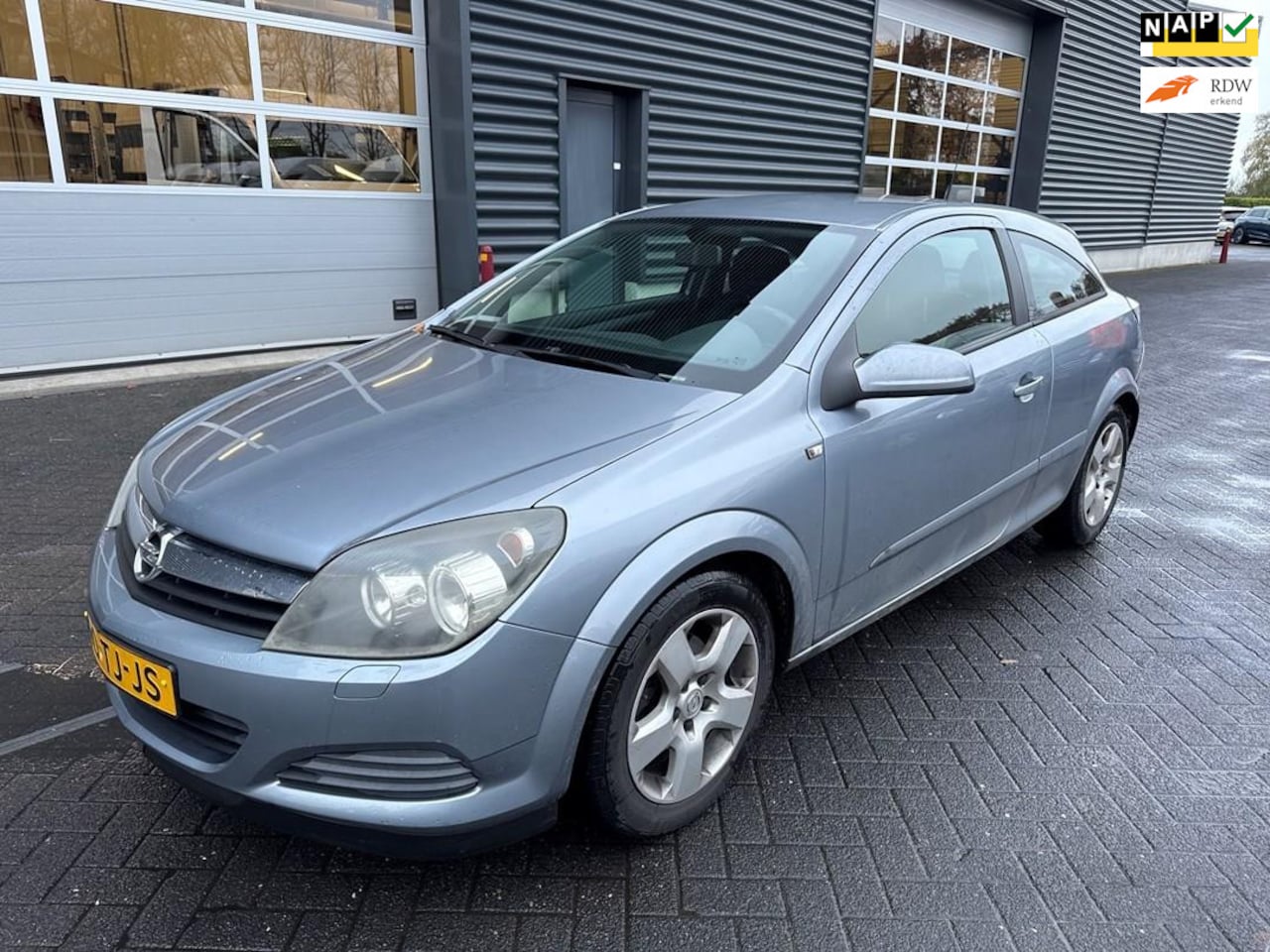 Opel Astra GTC - 1.6 Edition 1.6 Edition - AutoWereld.nl