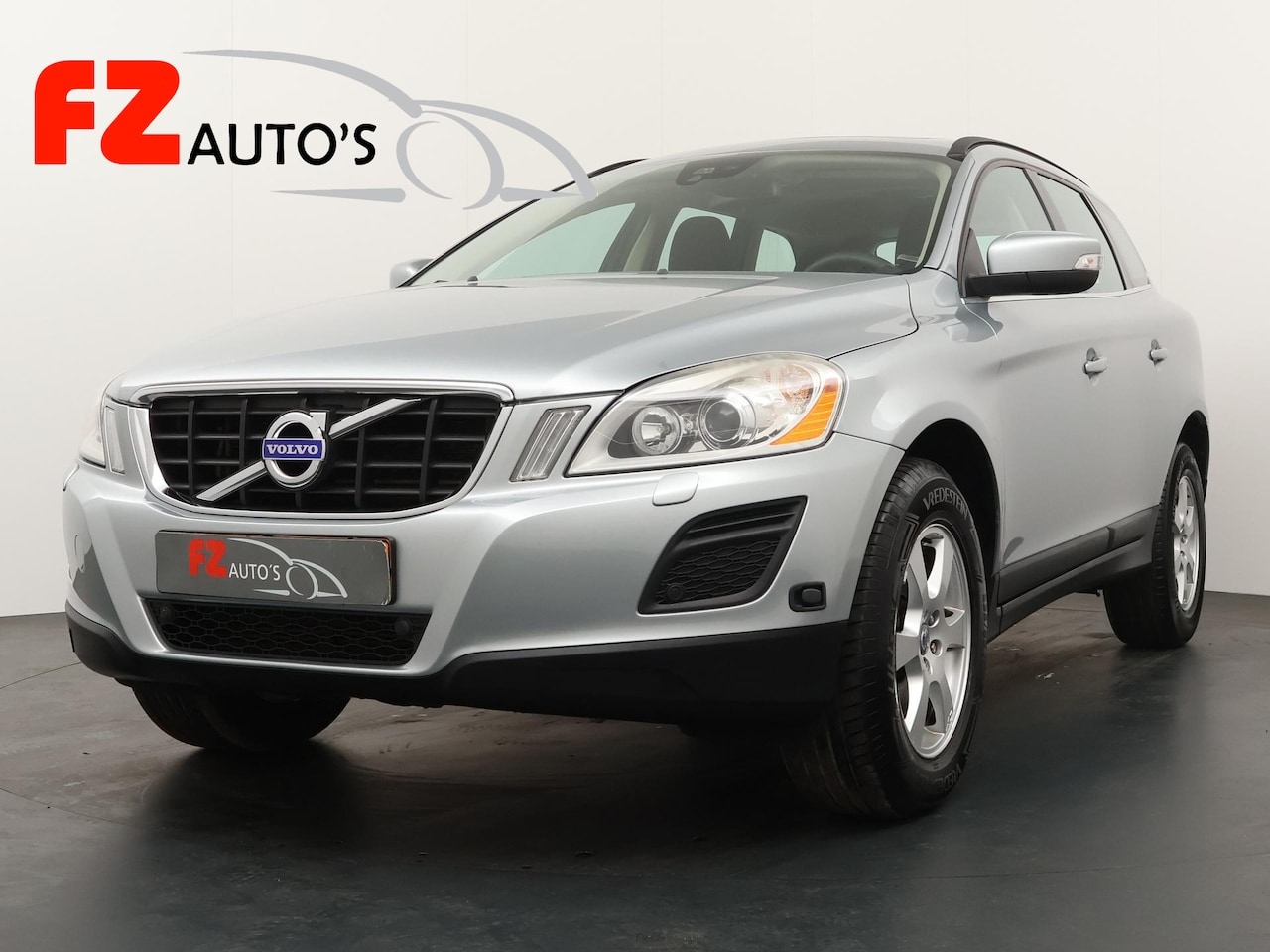 Volvo XC60 - 2.0 T5 Summum | Automaat | Airco | Trekhaak | Cruise Control | - AutoWereld.nl