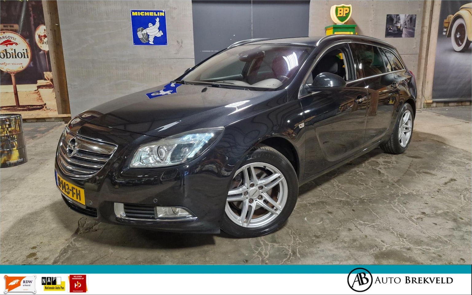 Opel Insignia Sports Tourer - 2.0 T Cosmo Automaat 220PK | RIJKLAAR | PDC | LMV | Elektrisch pakket | - AutoWereld.nl