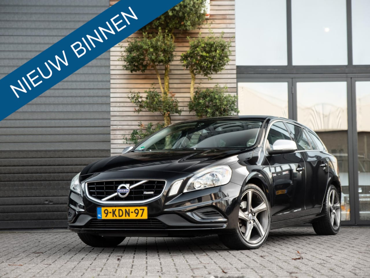 Volvo V60 - 1.6 T3 R-Design Cruise Leer Trekhaak Sensoren - AutoWereld.nl