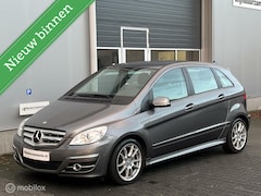 Mercedes-Benz B-klasse - 180 aut. Sport pakket , Trekhaak, Topstaat