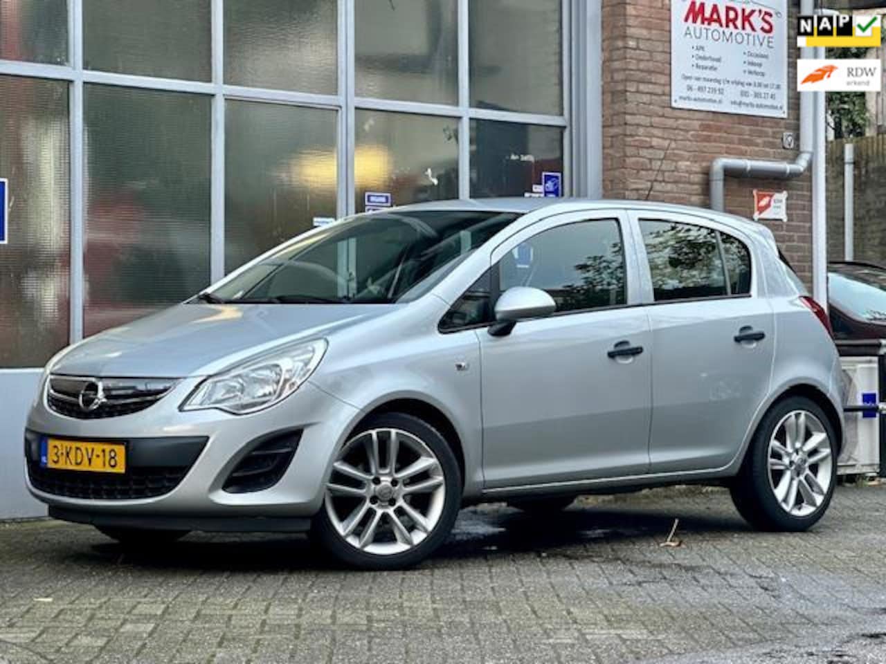 Opel Corsa - 1.2 EcoFlex Selection 1.2 EcoFlex Selection - AutoWereld.nl