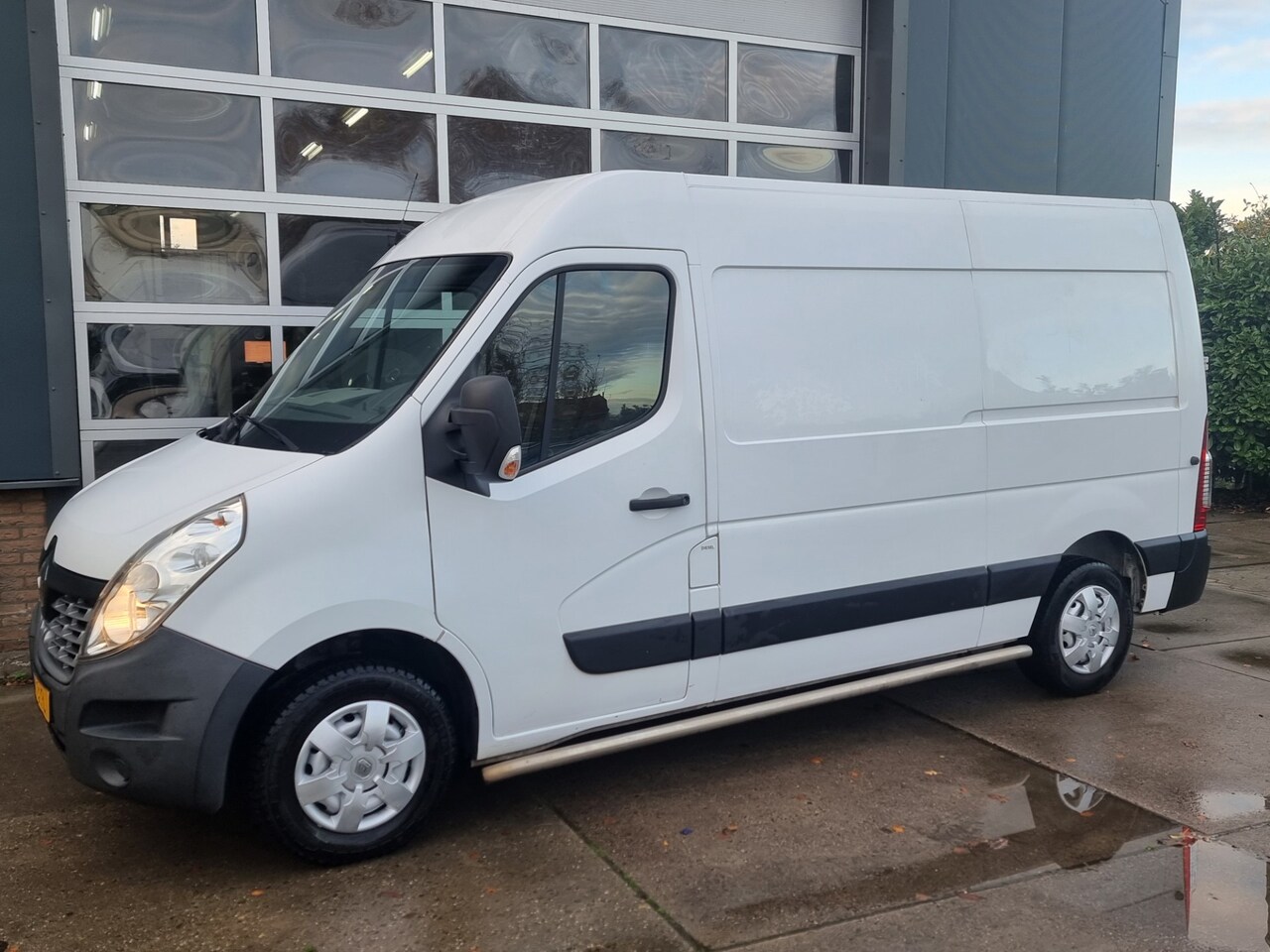 Renault Master - T35 2.3 dCi L2H2 Stop & Start automaat euro 6 - AutoWereld.nl