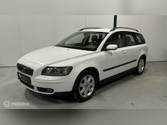 Volvo V50 - 2.5 T5 AWD Kinetic AUTOMAAT / YOUNGTIMER