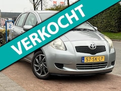 Toyota Yaris - 1.3 VVTi Sol | 5 deurs | Airco| betrouwbaar