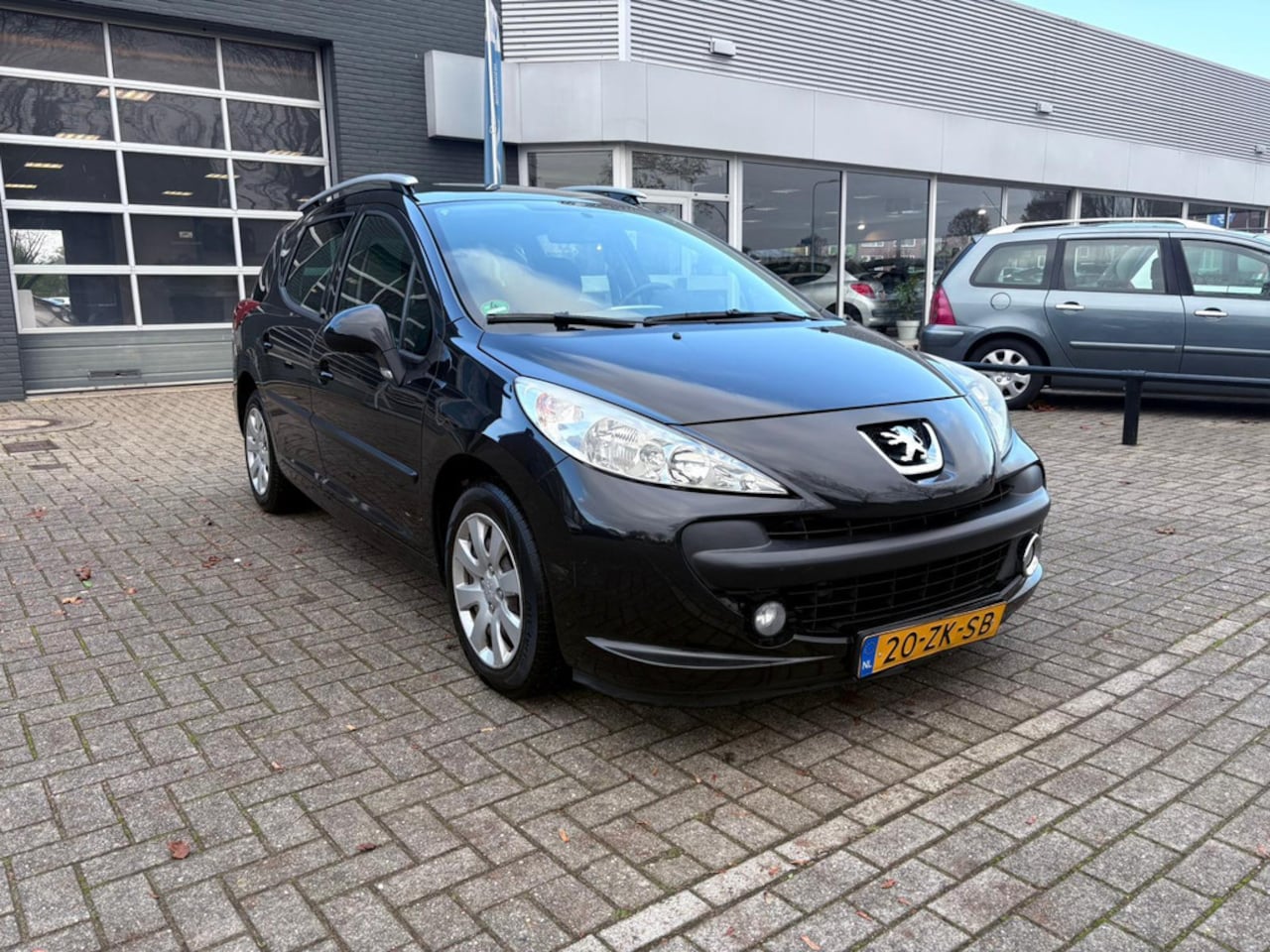 Peugeot 207 SW - 1.6 VTi XS 1.6 VTi XS - AutoWereld.nl