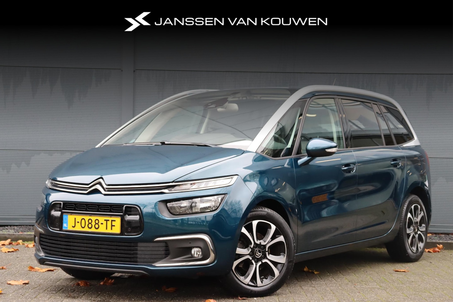 Citroën Grand C4 SpaceTourer - 1.2 PureTech Shine 7-Persoons Navigatie Camera - AutoWereld.nl