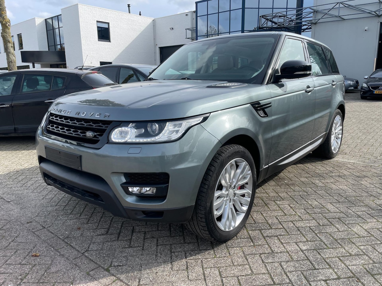 Land Rover Range Rover Sport - 3.0 TDV6 HSE 3.0 TdV6 HSE - AutoWereld.nl