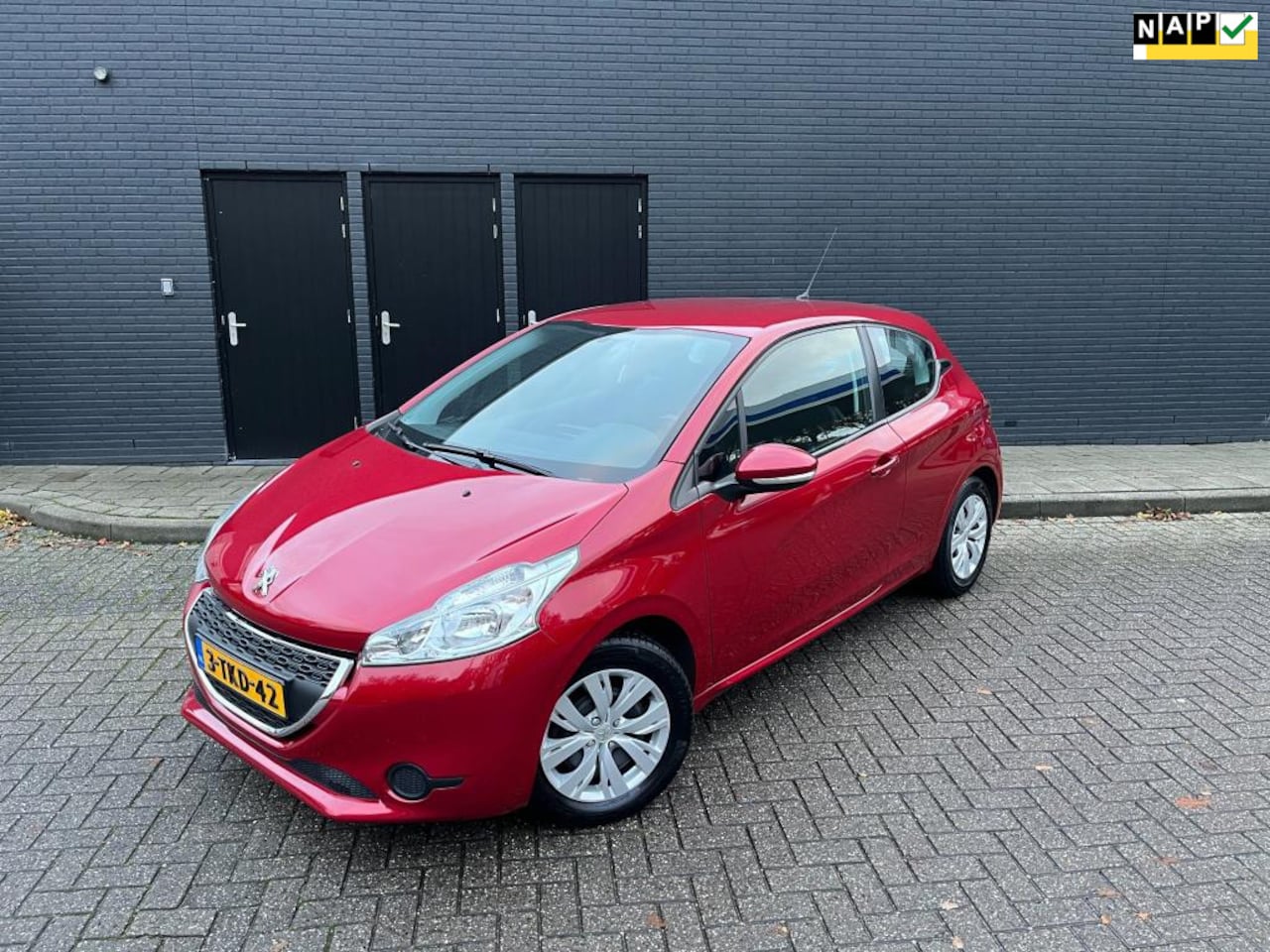 Peugeot 208 - 1.2 VTi Active AIRCO NAVI NAP - AutoWereld.nl