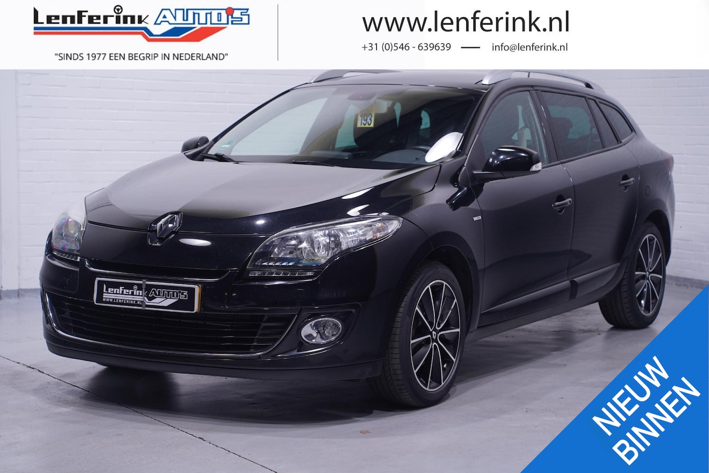 Renault Mégane Estate - 1.5 dCi Bose Edition Clima Panodak Navi PDC Leder/stof Trekhaak - AutoWereld.nl