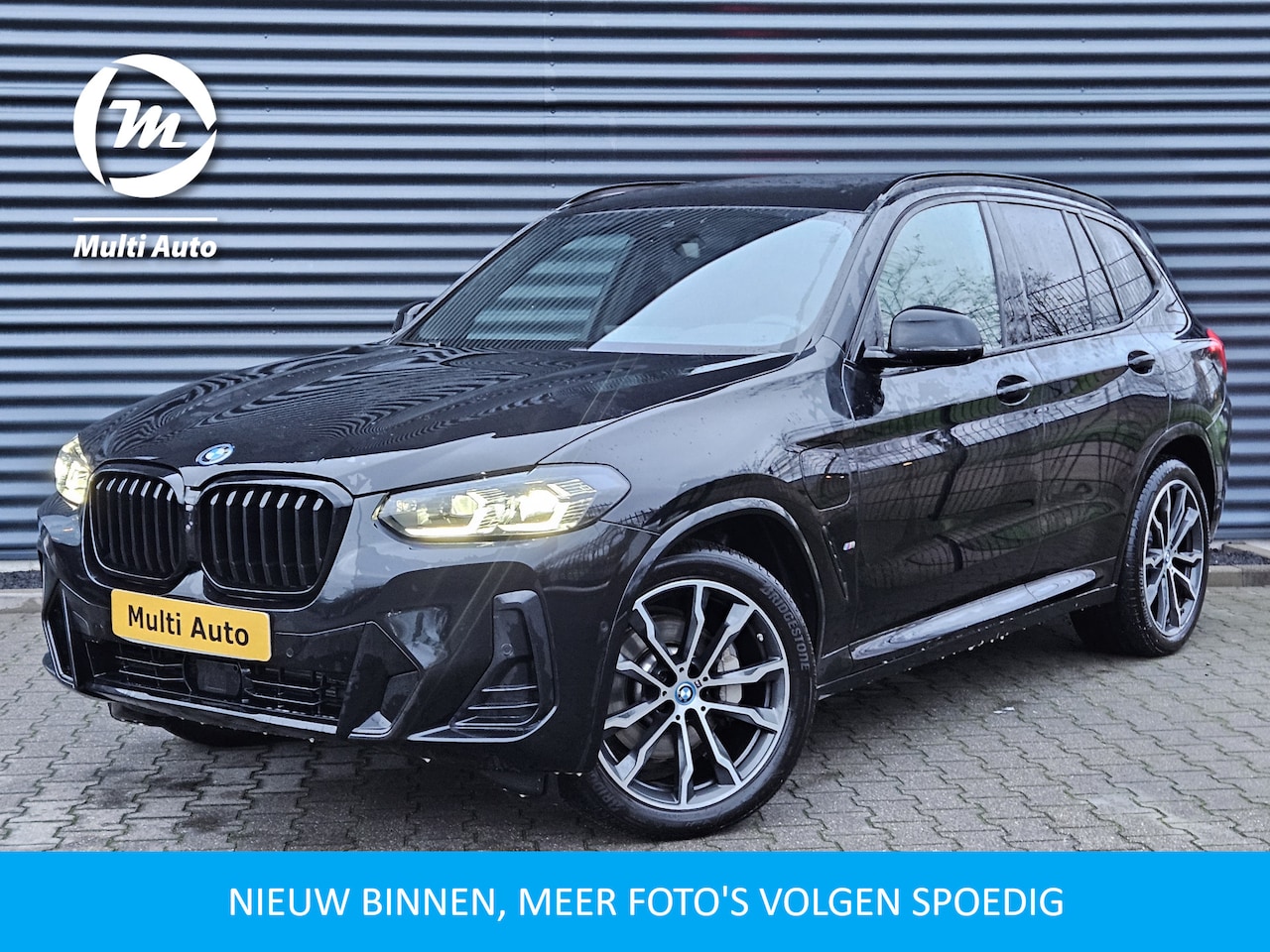 BMW X3 - xDrive30e M Sport Shadow Plug In Hybrid PHEV | Panodak | Adaptive Cruise | Head Up | Leder - AutoWereld.nl