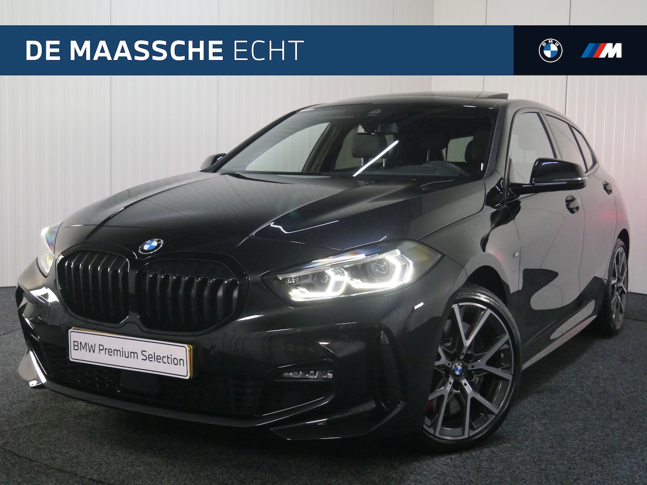 BMW 1-serie - 118i High Executive M Sport Automaat / Panoramadak / Sportstoelen / Adaptieve LED / Head-U - AutoWereld.nl