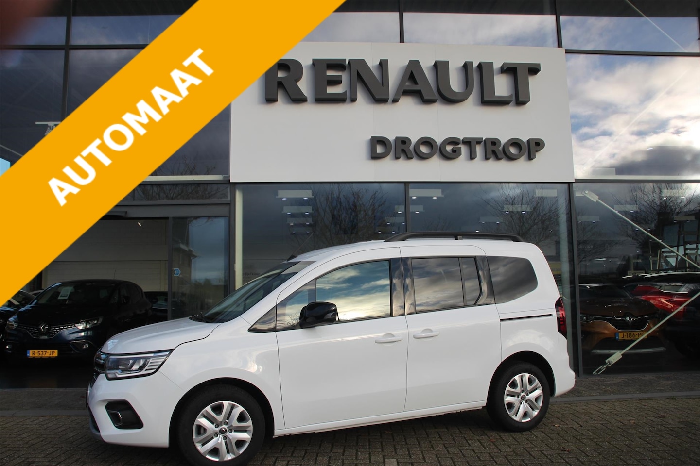 Renault Kangoo - 130PK-EVOLUTION-AUTOM-18DKM-NAVI-ALL SEASONS- - AutoWereld.nl