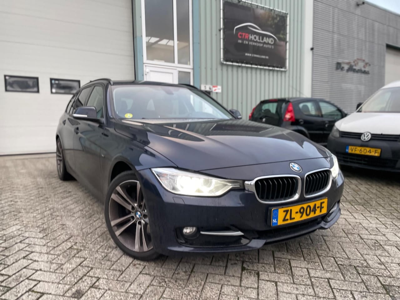 BMW 3-serie Touring - 320d Sport-Line Executive (bj 2013) XENON|LEER|NAVI - AutoWereld.nl