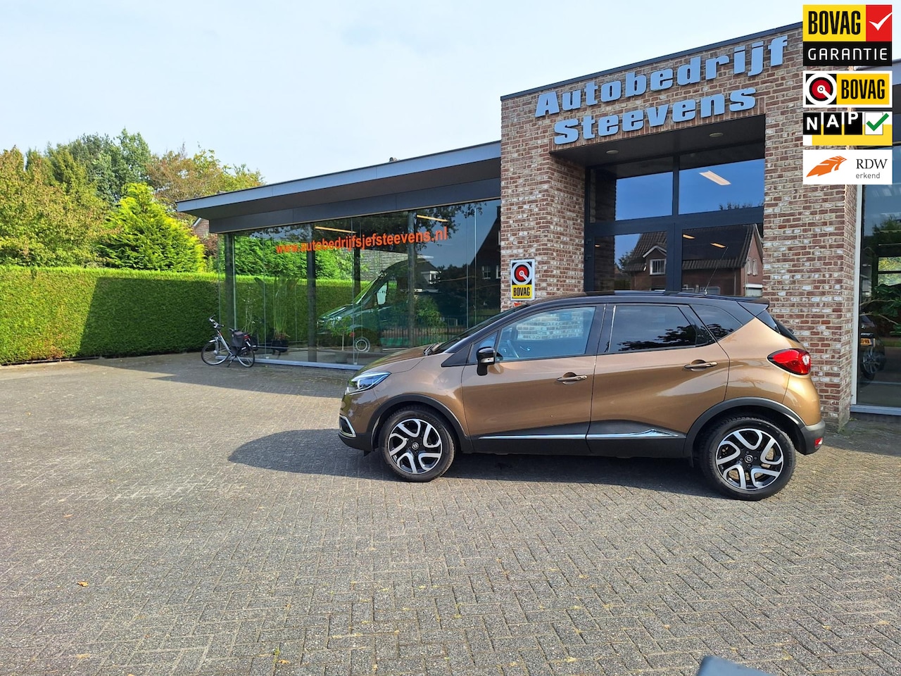 Renault Captur - 0.9 TCe Dynamique 0.9 TCe Dynamique, Achteruitrijcamera, clim.control,halfleder int. 12 maanden,BOVAG garant - AutoWereld.nl