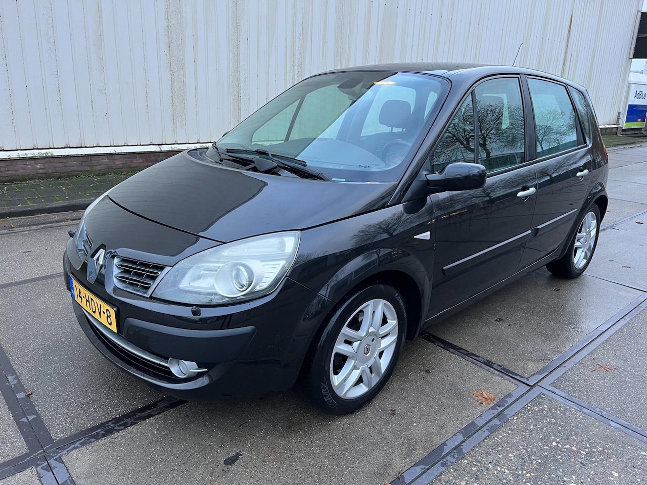 Renault Scénic - 2.0-16V airco automaat - AutoWereld.nl