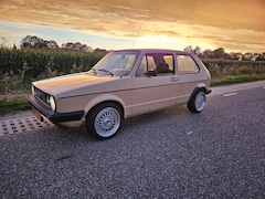 Volkswagen Golf - 1.1 C