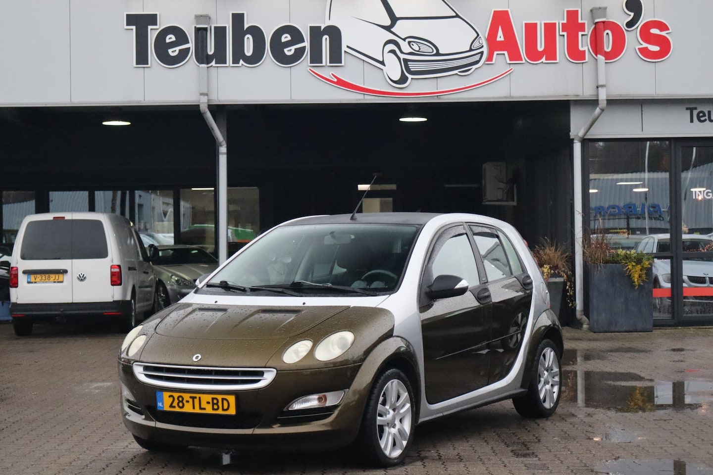 Smart Forfour - 1.1 pure Airco, Elektrische ramen, Lichtmetalen wielen - AutoWereld.nl