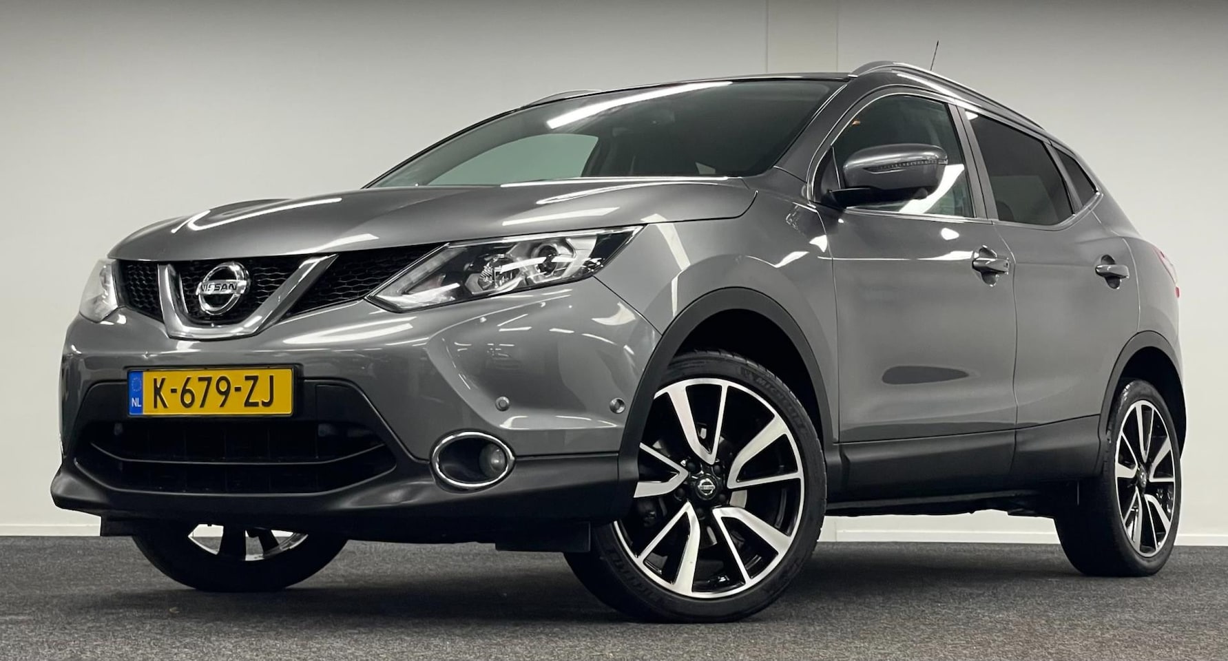 Nissan Qashqai - 1.6 Tekna*163PK*Trekhaak*Leder*Navi*360Camera*Bluetooth - AutoWereld.nl