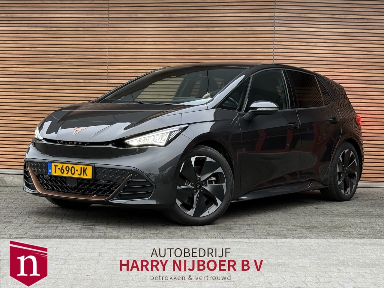 CUPRA Born - Adrenaline 82 kWh 3-Fase Navi / Camera / Adapt. Cruise / LED / Extra Set Winterbanden! - AutoWereld.nl