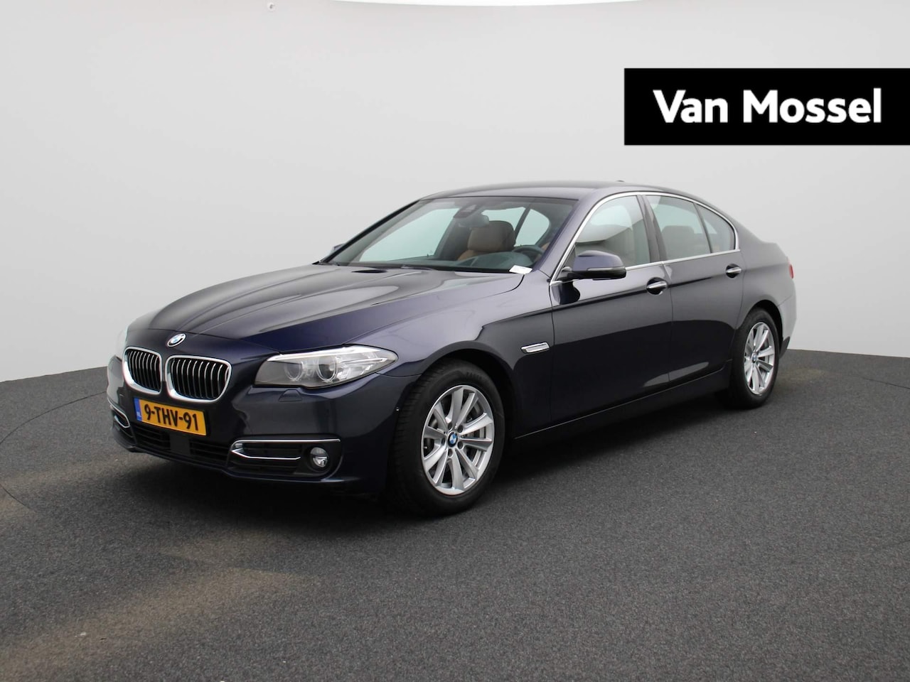 BMW 5-serie - 528i Last Minute Edition | 245 PK | HUD | Leder-Cognac | Standkachel | Elektrische Trekhaa - AutoWereld.nl