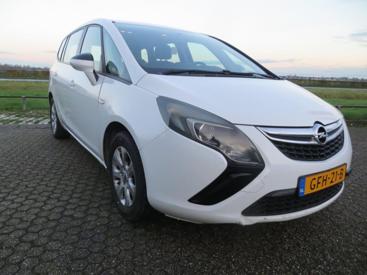 Opel Zafira Tourer - 2.0 CDTI Cosmo apk nieuw! - AutoWereld.nl