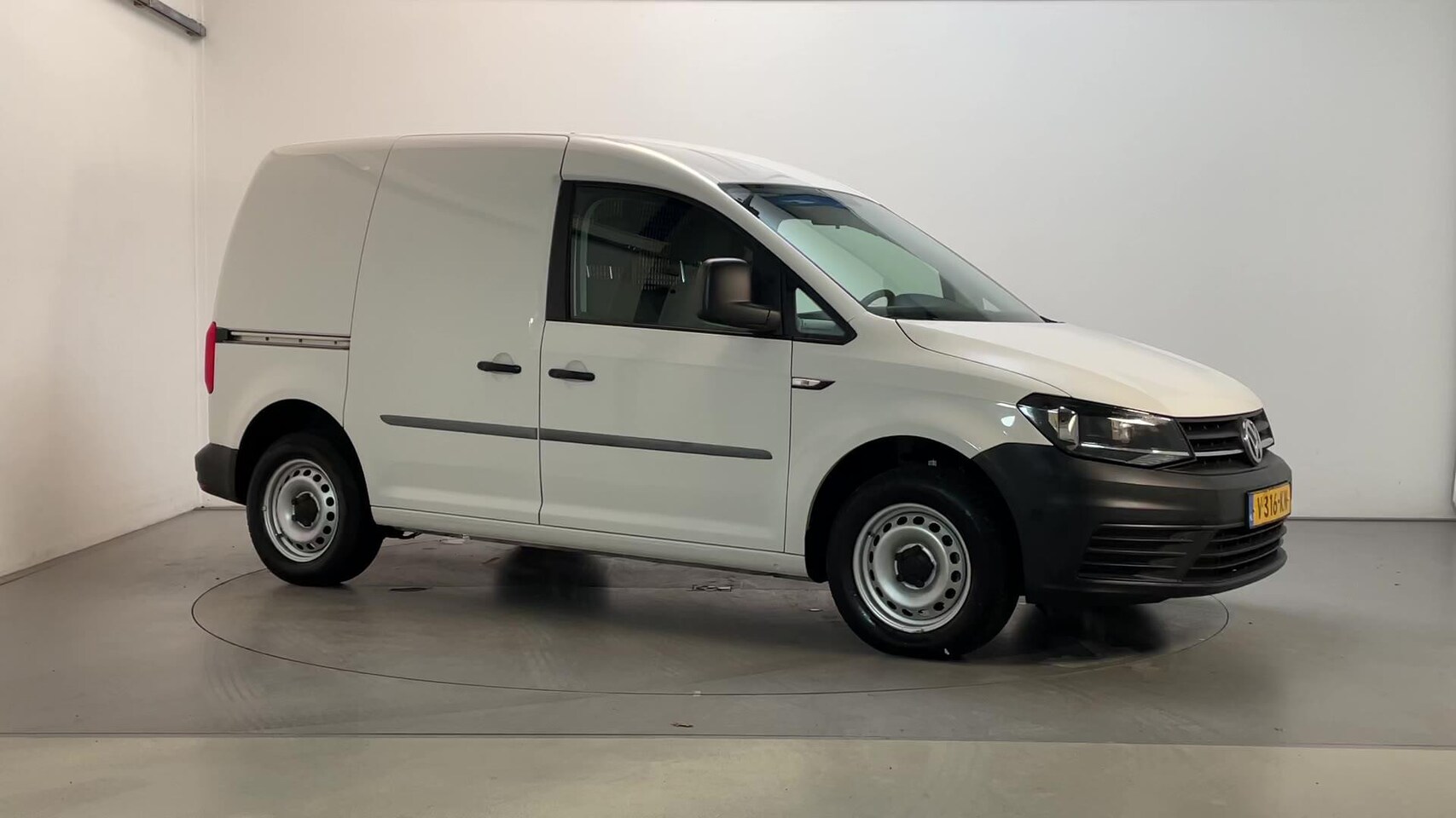 Volkswagen Caddy - 2.0 TDI L1H1 Euro 6 Airco Bluetooth Elektrische Ramen - AutoWereld.nl