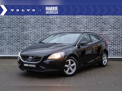 Volvo V40 - 2.0 T2 Momentum | Navigatie | Climate control | Trekhaak | Parkeersensoren achter | Cruise