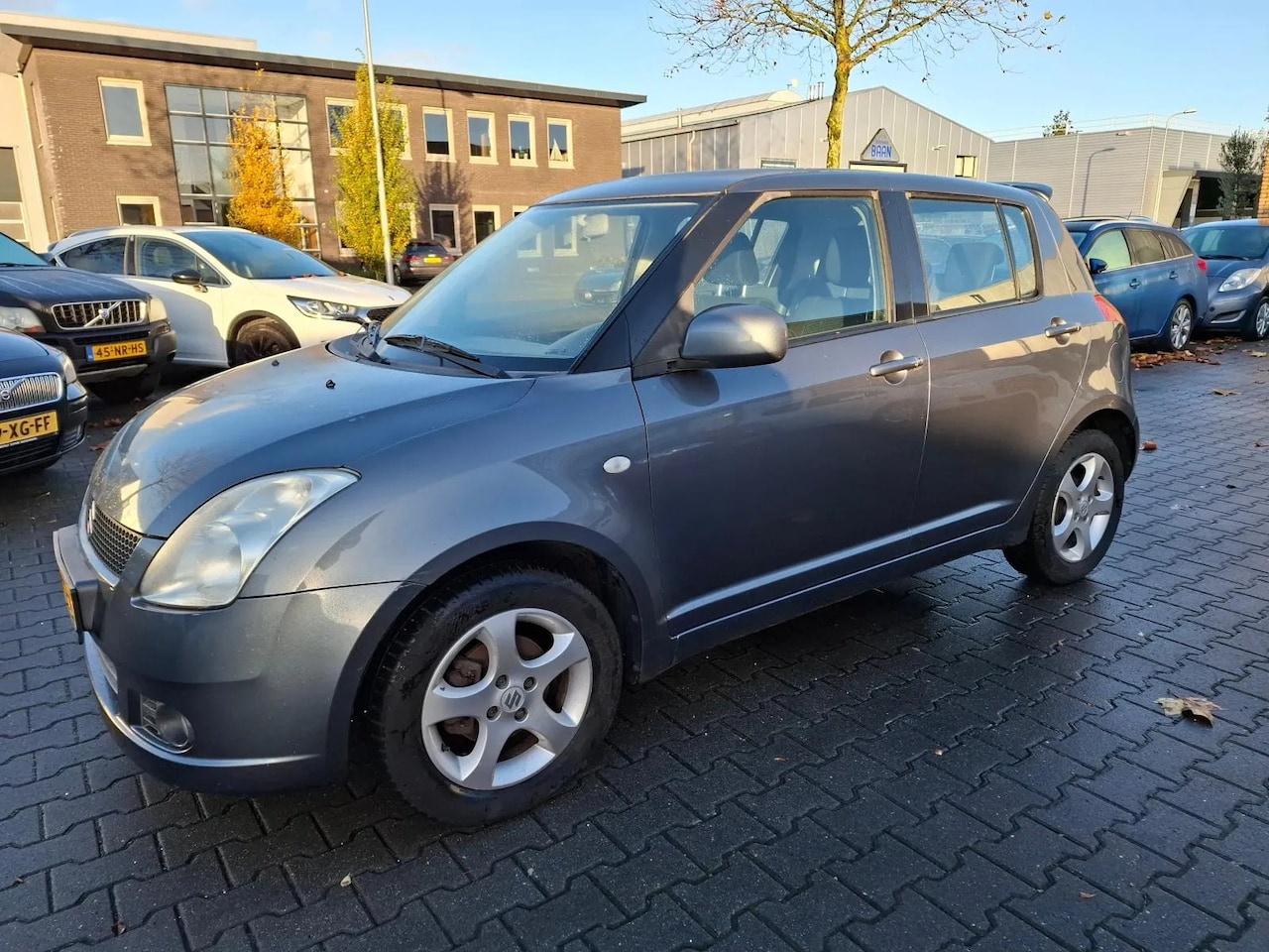 Suzuki Swift - 1.3 Exclusive AIRCO/5DEURS/VERSNELLINGSBAK SCHUURT! - AutoWereld.nl