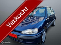 Peugeot 106 - 1.1 Sport open dak zuinig rijden Nw apk