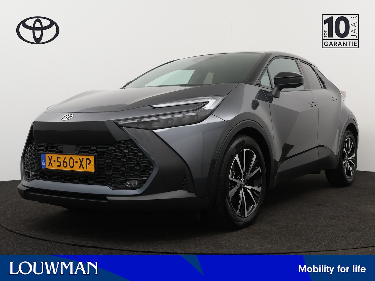 Toyota C-HR - 1.8 Hybrid 140 First Edition | Navigatie | 360 Camera | Parkeersensoren | LM velgen | - AutoWereld.nl