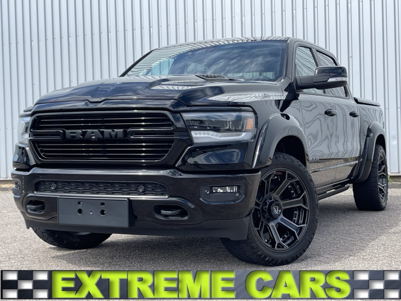 Dodge Ram Pick Up - 1500 4x4 Crew Cab Laramie Night Sport LPG - AutoWereld.nl