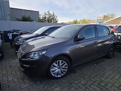 Peugeot 308 - 1.2 VTi Blue Lease MOTORSCHADE