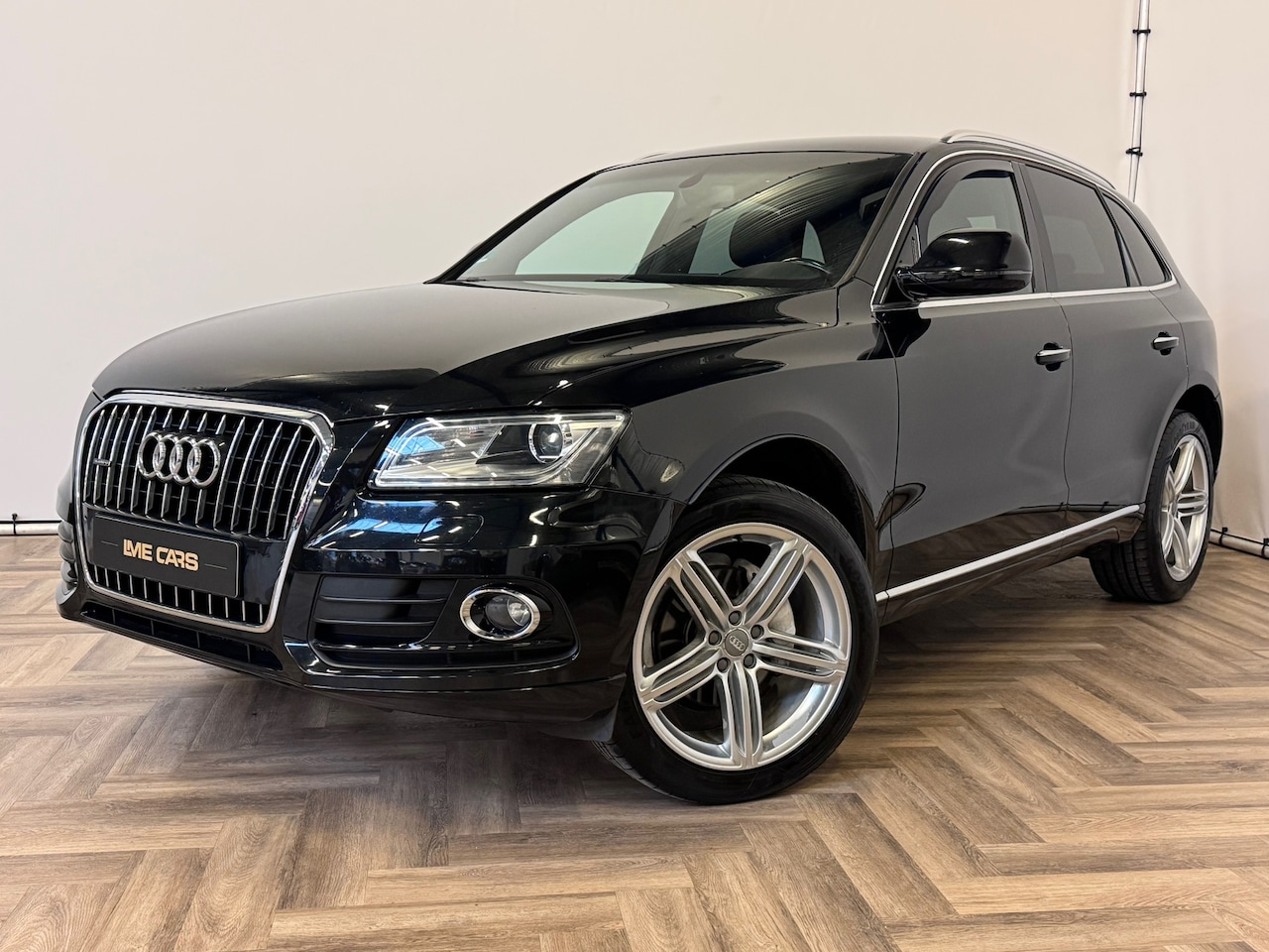 Audi Q5 - 2.0 TDI quattro Sport Edition 2.0 TDI quattro Sport Edition, Stoelverwarming, carplay, inruil mogelijk! - AutoWereld.nl