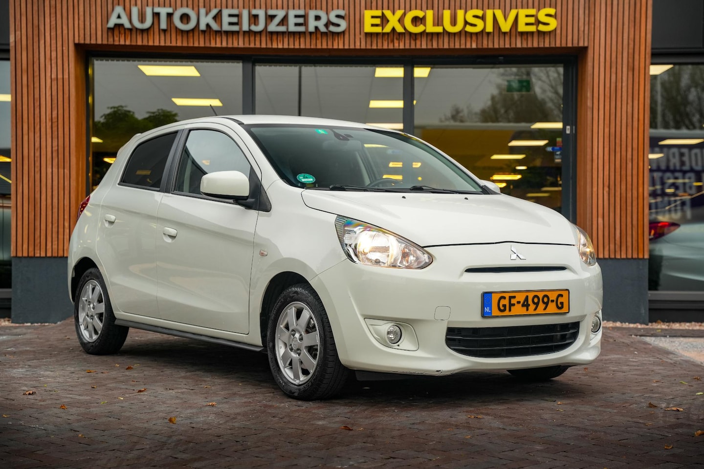 Mitsubishi Space Star - 1.0 Bright cruise control climate control - AutoWereld.nl