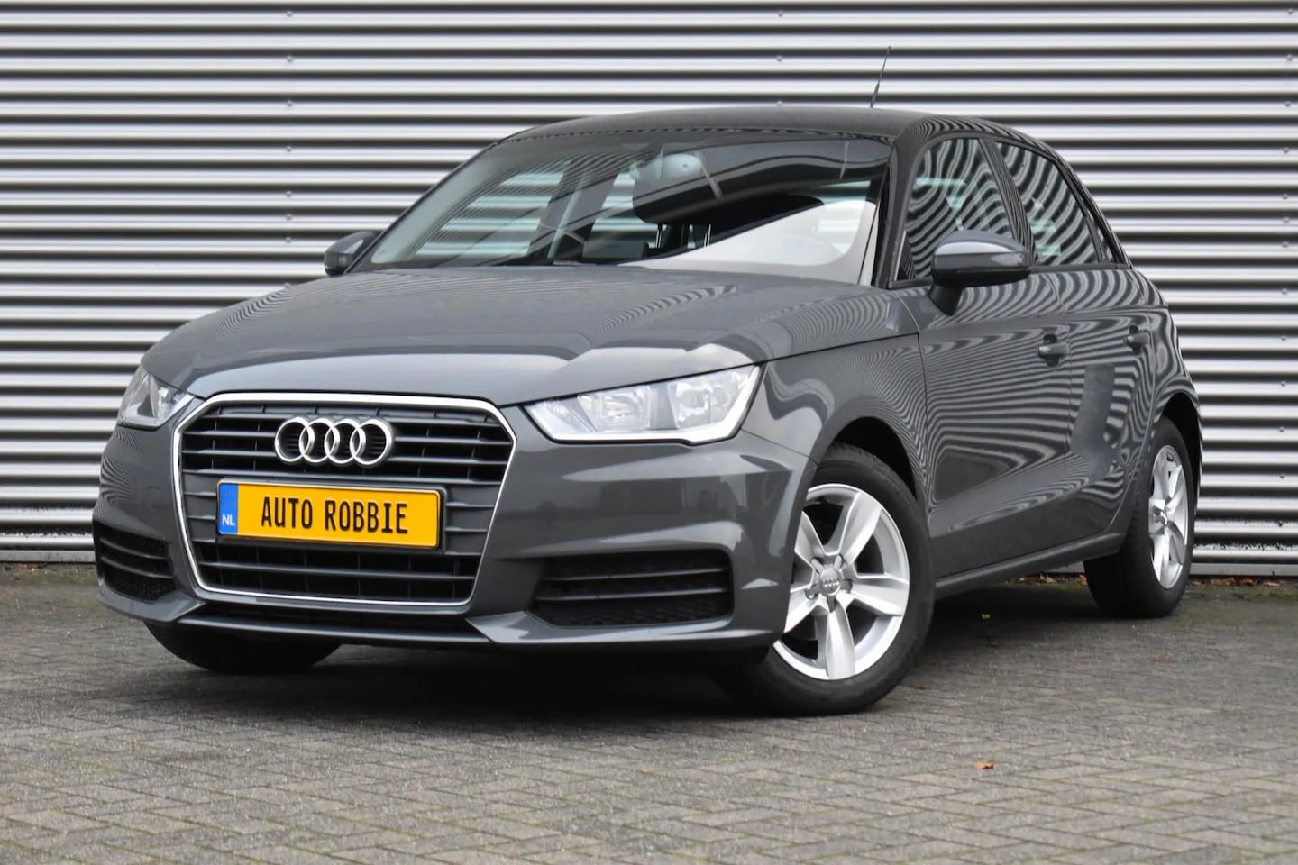 Audi A1 Sportback - 1.0 TFSI Airco, Ecc, Pdc, Lmv. - AutoWereld.nl