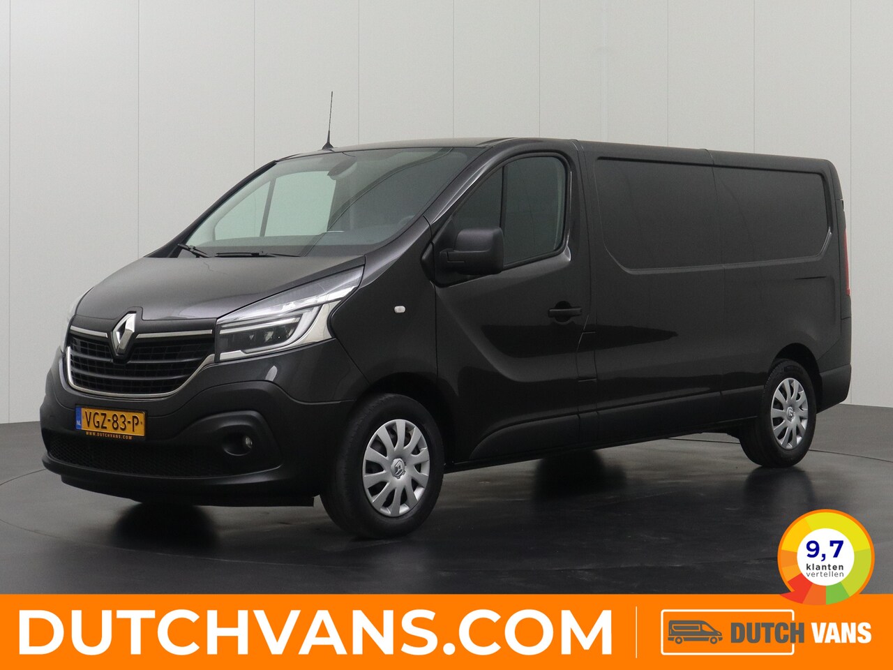 Renault Trafic - 2.0DCi 145PK Lang Automaat | Navigatie | Airco | Trekhaak | Betimmering | 3-Persoons - AutoWereld.nl