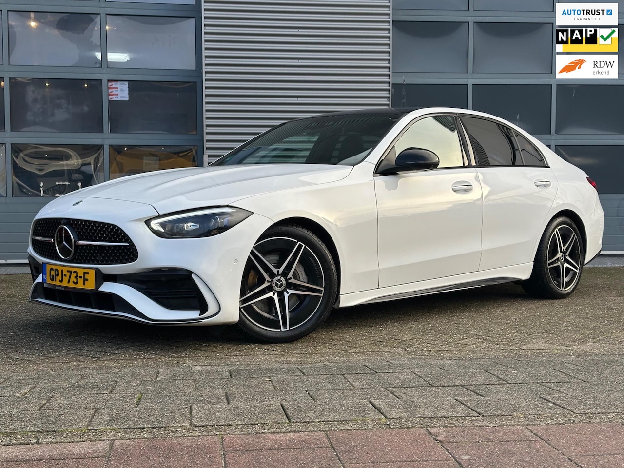 Mercedes-Benz C-klasse - 300 4MATIC AMG Line | 360 Camera | Leder | VOL OPTIES - AutoWereld.nl