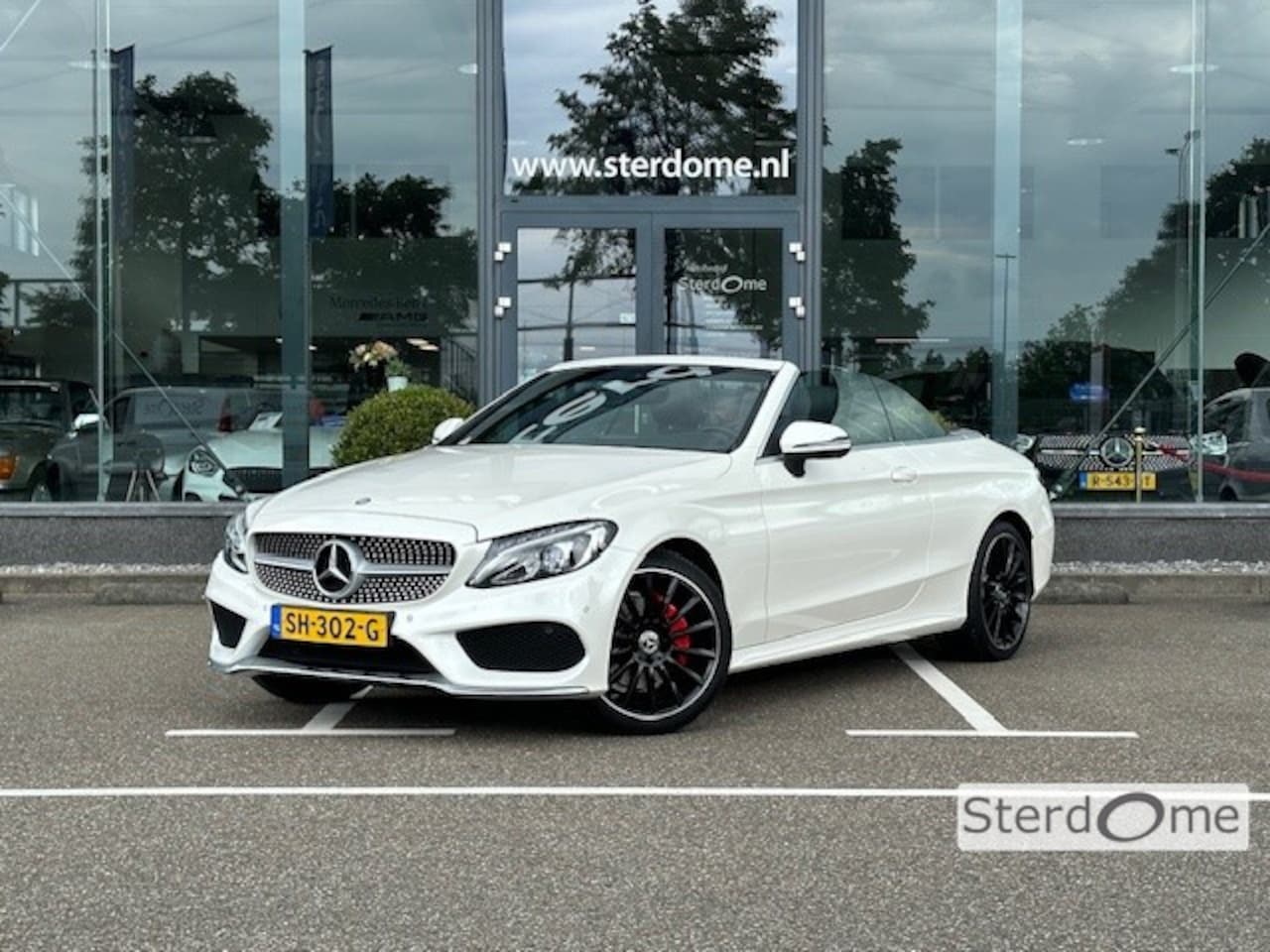 Mercedes-Benz C-klasse Cabrio - 180 Ambition AMG l Aircap l LED l Leder Twin l Stoelverwarming l Camera l Designo Diamant - AutoWereld.nl