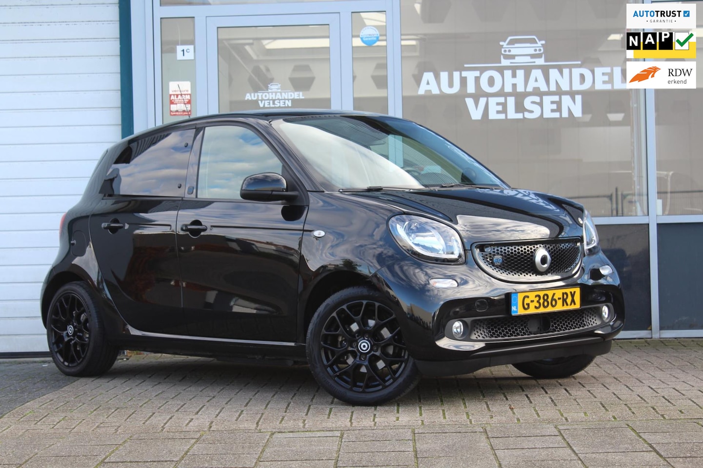 Smart Forfour - EQ Business Solution 18 kWh|Navi| - AutoWereld.nl