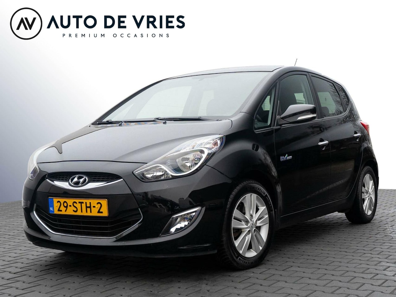 Hyundai ix20 - 1.4i 90pk i-Vision | Airco | LMV | Trekhaak | Hoge zit - AutoWereld.nl